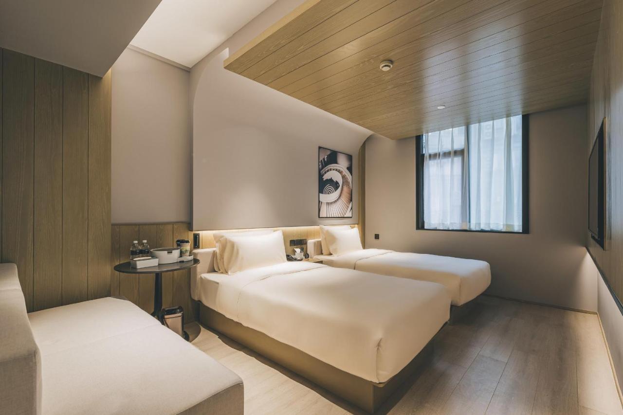 Atour X Hotel The Bund East Nanjing Road Shanghai Exterior photo