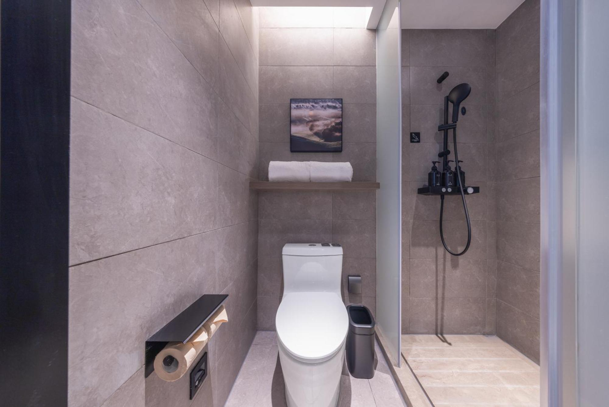 Atour X Hotel The Bund East Nanjing Road Shanghai Exterior photo