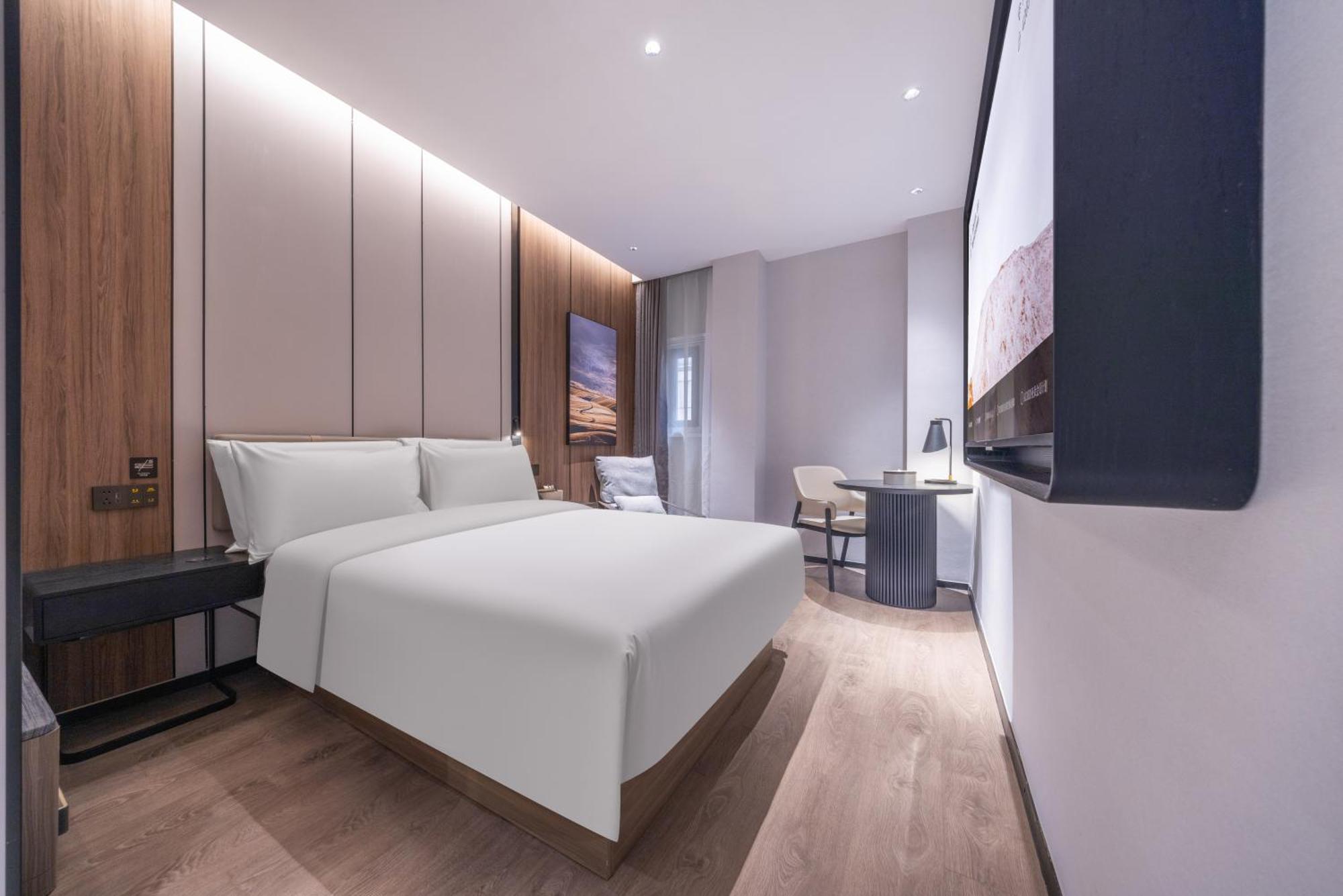Atour X Hotel The Bund East Nanjing Road Shanghai Exterior photo