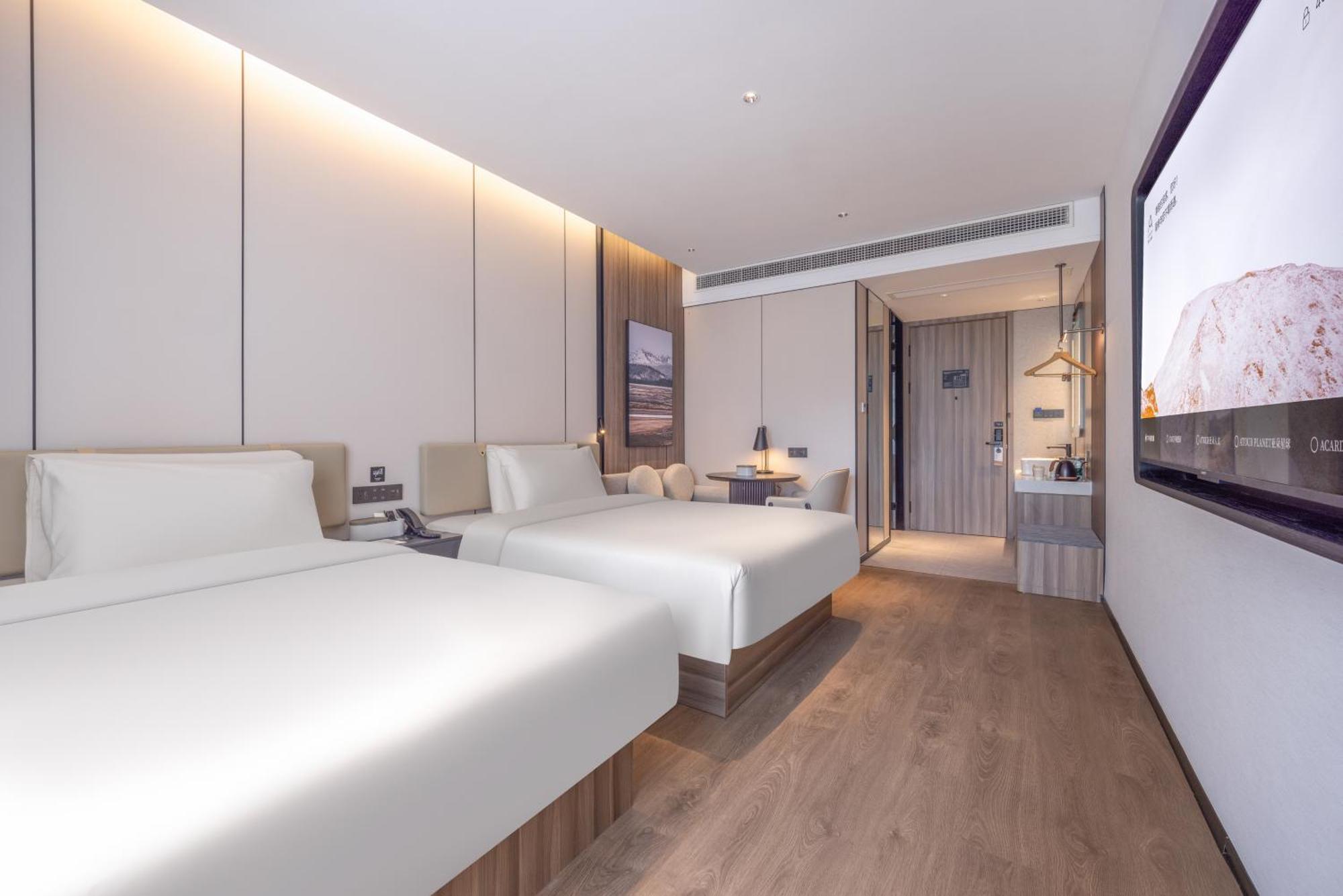 Atour X Hotel The Bund East Nanjing Road Shanghai Exterior photo