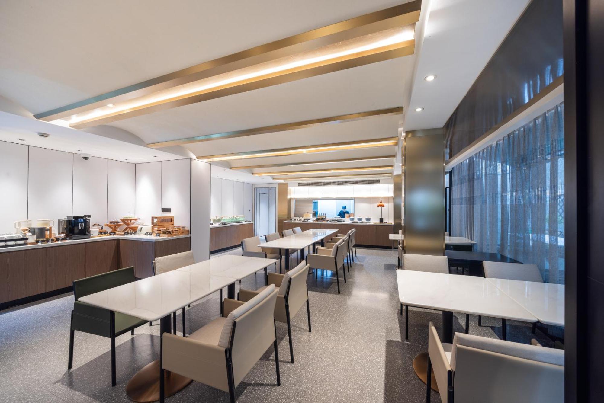 Atour X Hotel The Bund East Nanjing Road Shanghai Exterior photo
